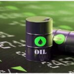 پیش بینی قیمت نفت در 2025 / چه عواملی مسیر بازار را تعیین می‌کنند؟