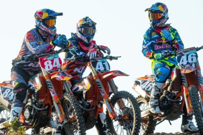 راهنمای کامل انتخاب تجهیزات موتورسواری | افزایش امنیت و تجربه حرفه ای