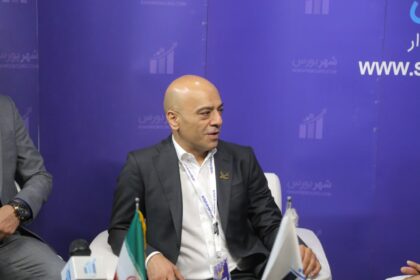 با چراغ امید در کیش اینوکس دوازدهم